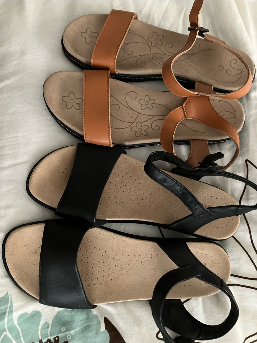 Women's Ankle-Strap Sandals — Black & Tan